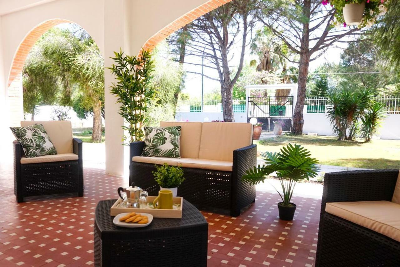 Villa Aurelia - Seafront Apartment With Terrace Quartu SantʼElena Exterior foto